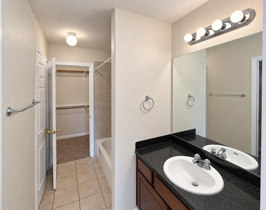 1408 Bergin Ct - Photo Thumbnail 6