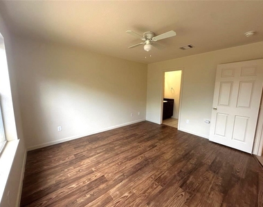1408 Bergin Ct - Photo Thumbnail 7