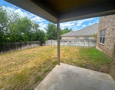 1408 Bergin Ct - Photo Thumbnail 17