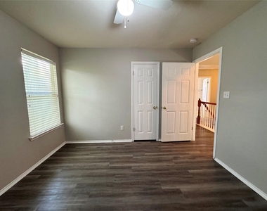 2311 Portwood Bend Cv - Photo Thumbnail 16