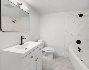 7929 Gault St - Photo Thumbnail 18