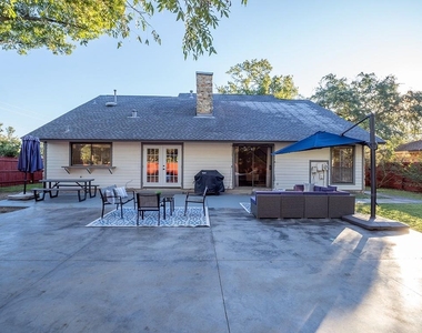 11618 Sherwood Frst - Photo Thumbnail 33