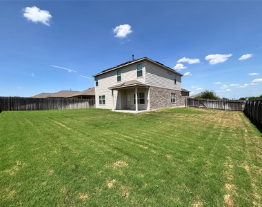 21300 Bird Wing Dr - Photo Thumbnail 13