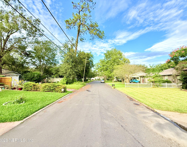 3756 Anderson Street - Photo Thumbnail 14
