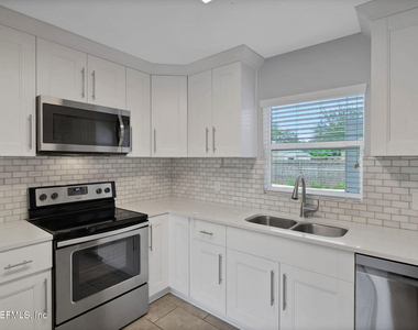 42 Dolphin Boulevard - Photo Thumbnail 19