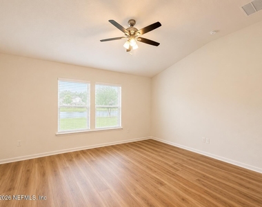 817 Trellis Bay Drive - Photo Thumbnail 5