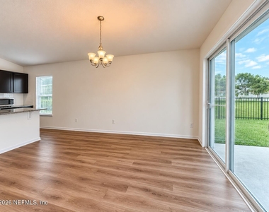 817 Trellis Bay Drive - Photo Thumbnail 9