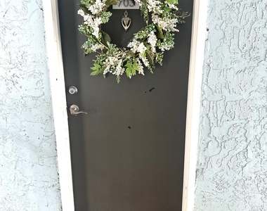12171 Beach Boulevard - Photo Thumbnail 2