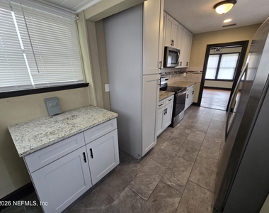 41 Tallulah Avenue - Photo Thumbnail 12