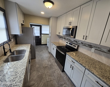 41 Tallulah Avenue - Photo Thumbnail 11