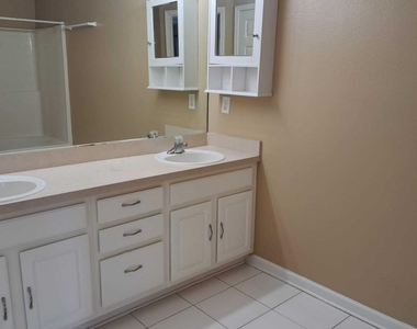 7540 Red Crane Lane - Photo Thumbnail 7