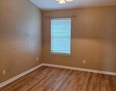 7540 Red Crane Lane - Photo Thumbnail 13