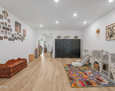 12464 Clapboard-bluff Trail - Photo Thumbnail 6