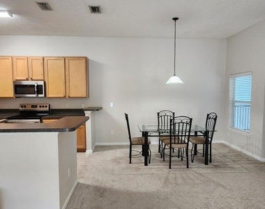 7036 Deer Lodge Circle - Photo Thumbnail 7