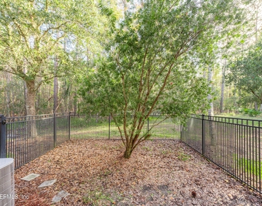 807 Scrub Jay Drive - Photo Thumbnail 5