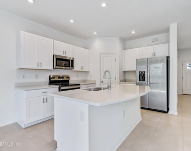 280 Anthony Drive - Photo Thumbnail 8