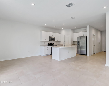 280 Anthony Drive - Photo Thumbnail 17