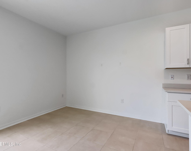 280 Anthony Drive - Photo Thumbnail 15