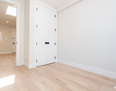 357 Flatbush Ave - Photo Thumbnail 13