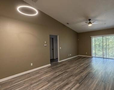 3610 Kirkpatrick Circle - Photo Thumbnail 2