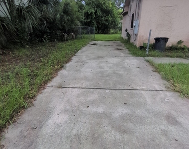 1454 Winthrop Street - Photo Thumbnail 1