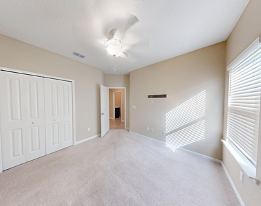 3965 Cloverdale Court - Photo Thumbnail 21
