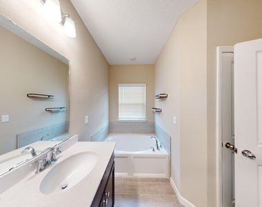 3965 Cloverdale Court - Photo Thumbnail 28
