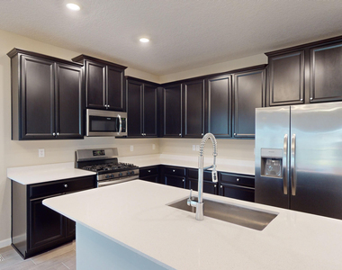 3965 Cloverdale Court - Photo Thumbnail 5
