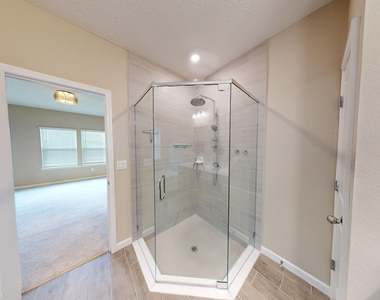 3965 Cloverdale Court - Photo Thumbnail 27