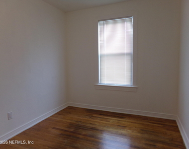 2924 Southside Boulevard - Photo Thumbnail 12