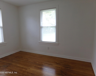 2924 Southside Boulevard - Photo Thumbnail 9