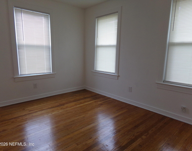 2924 Southside Boulevard - Photo Thumbnail 10