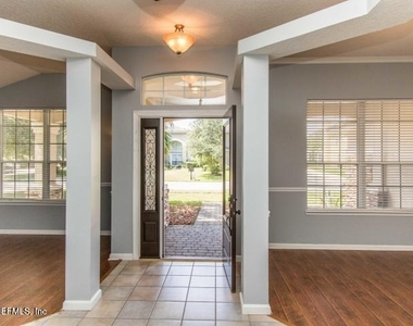 3515 Laurel Leaf Drive - Photo Thumbnail 6
