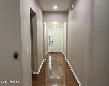 5063 Johnson Creek Drive - Photo Thumbnail 2