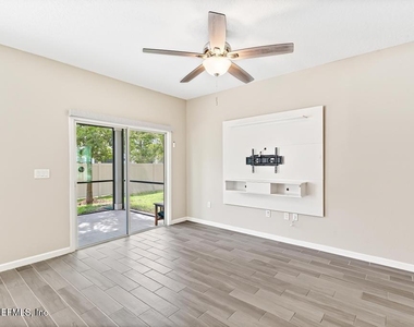 1620 Pottsburg Point Drive - Photo Thumbnail 11
