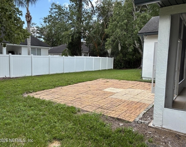 312 Morning Glory Lane - Photo Thumbnail 13