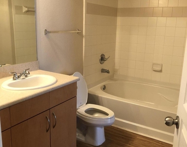 8290 Gate Parkway - Photo Thumbnail 14