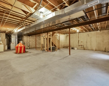 24963 Heritage Oaks Drive - Photo Thumbnail 32