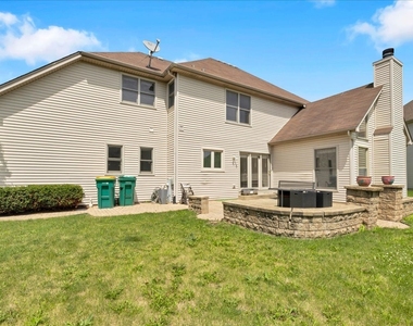 24963 Heritage Oaks Drive - Photo Thumbnail 35