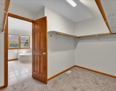 24963 Heritage Oaks Drive - Photo Thumbnail 31