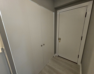 5906 N Sheridan Road - Photo Thumbnail 3