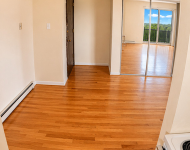 336 Lathrop Avenue - Photo Thumbnail 20