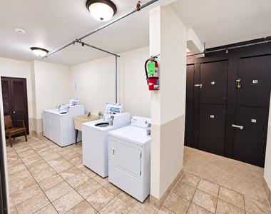 336 Lathrop Avenue - Photo Thumbnail 4