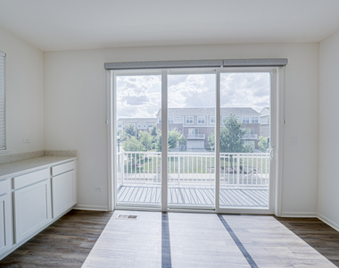 2939 Showplace Drive - Photo Thumbnail 10