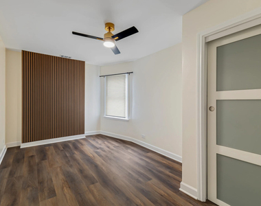 238 W 31st Street - Photo Thumbnail 7