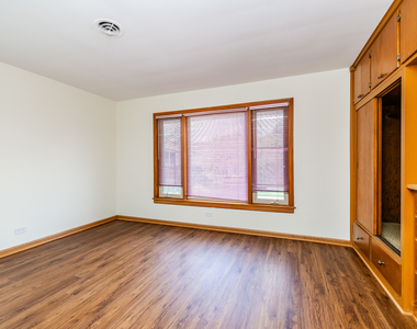 2334 S 10th Avenue - Photo Thumbnail 12