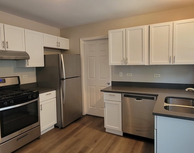 336 Burr Oak Circle - Photo Thumbnail 1