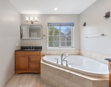 722 Aster Drive - Photo Thumbnail 20