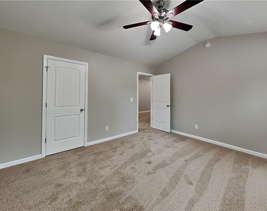 119 Spring Forrest Lane - Photo Thumbnail 16