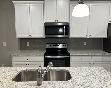 5348 Fox Hill Lane - Photo Thumbnail 5